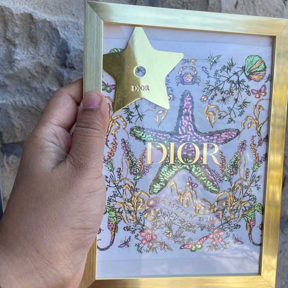 Beautiful framed authentic Dior paper gift bag, star charm & handmade bo… - Picture 15 of 15